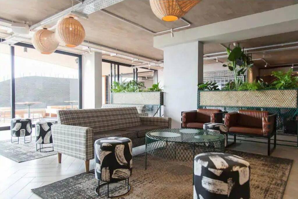 Appartement Modern In Wex1 538